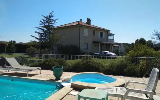 Maison à vendre  3 chambres 180 m², 585000 €