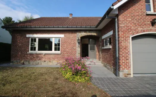 Maison à vendre  4 chambres 241 m², 598000 €