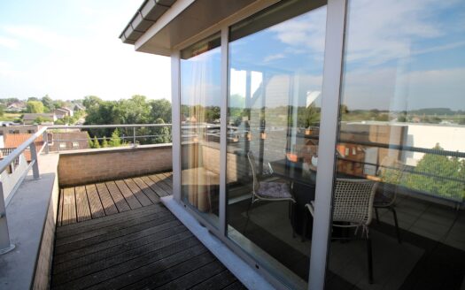 Appartement à louer  1 chambre 60 m², 1300 €